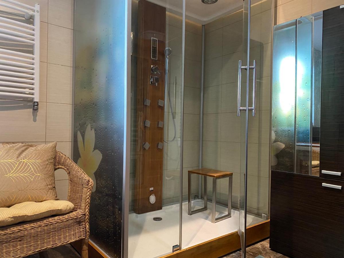 Lux Apartment - Lakefront Apartment In Kamien With Sauna & Hot Tub Only 30 Minutes From Gdansk And Gdynia ภายนอก รูปภาพ