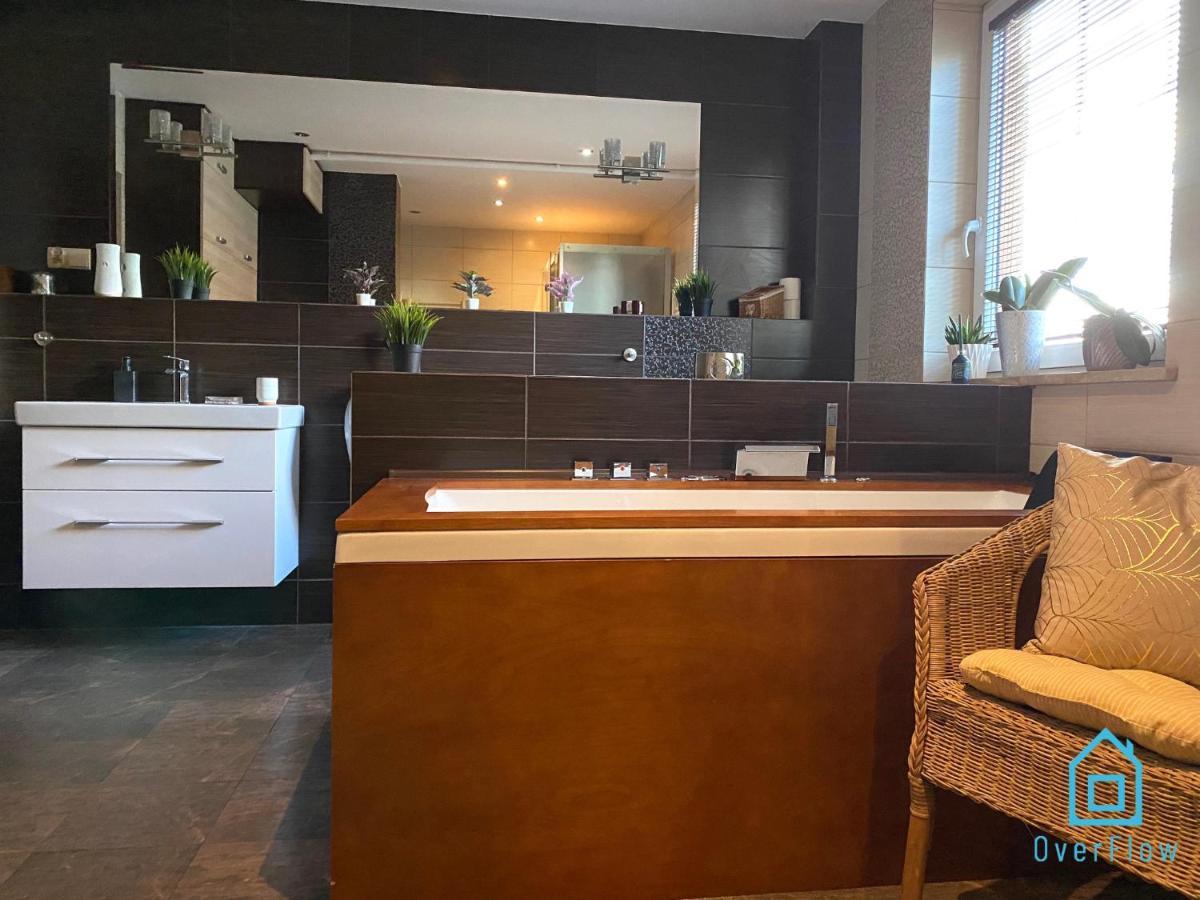 Lux Apartment - Lakefront Apartment In Kamien With Sauna & Hot Tub Only 30 Minutes From Gdansk And Gdynia ภายนอก รูปภาพ
