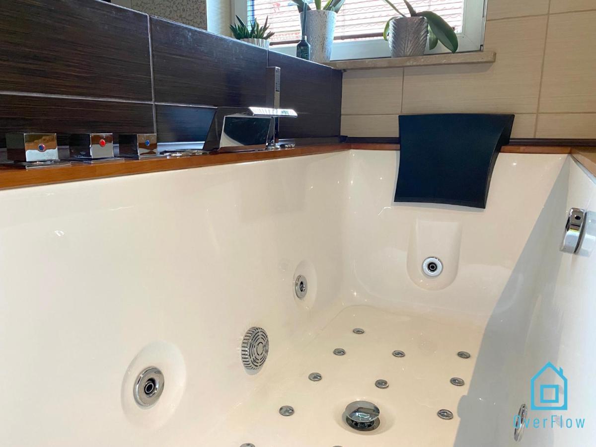 Lux Apartment - Lakefront Apartment In Kamien With Sauna & Hot Tub Only 30 Minutes From Gdansk And Gdynia ภายนอก รูปภาพ